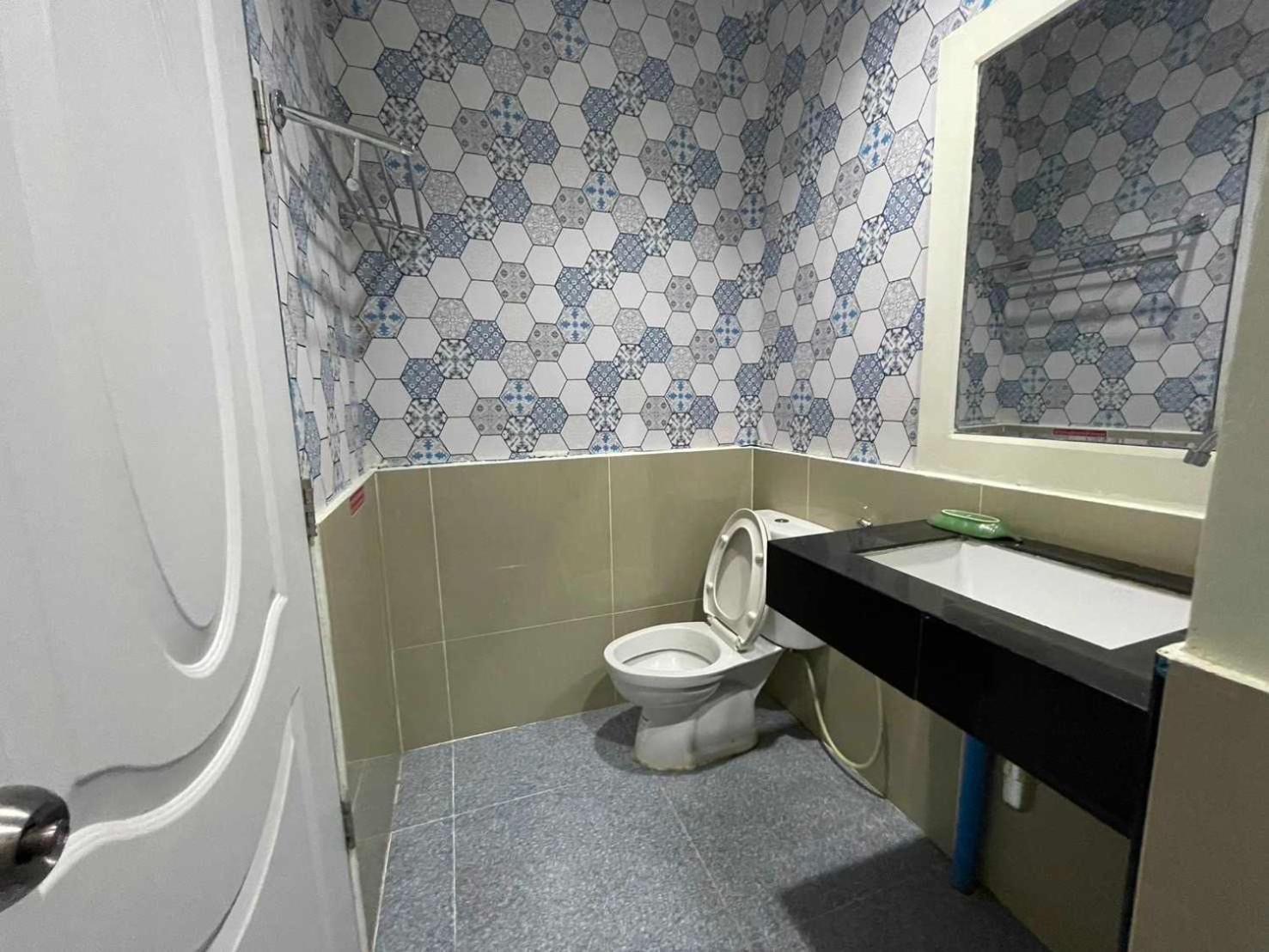 Oyo 75486 Anna Residence Jomtien Exterior photo