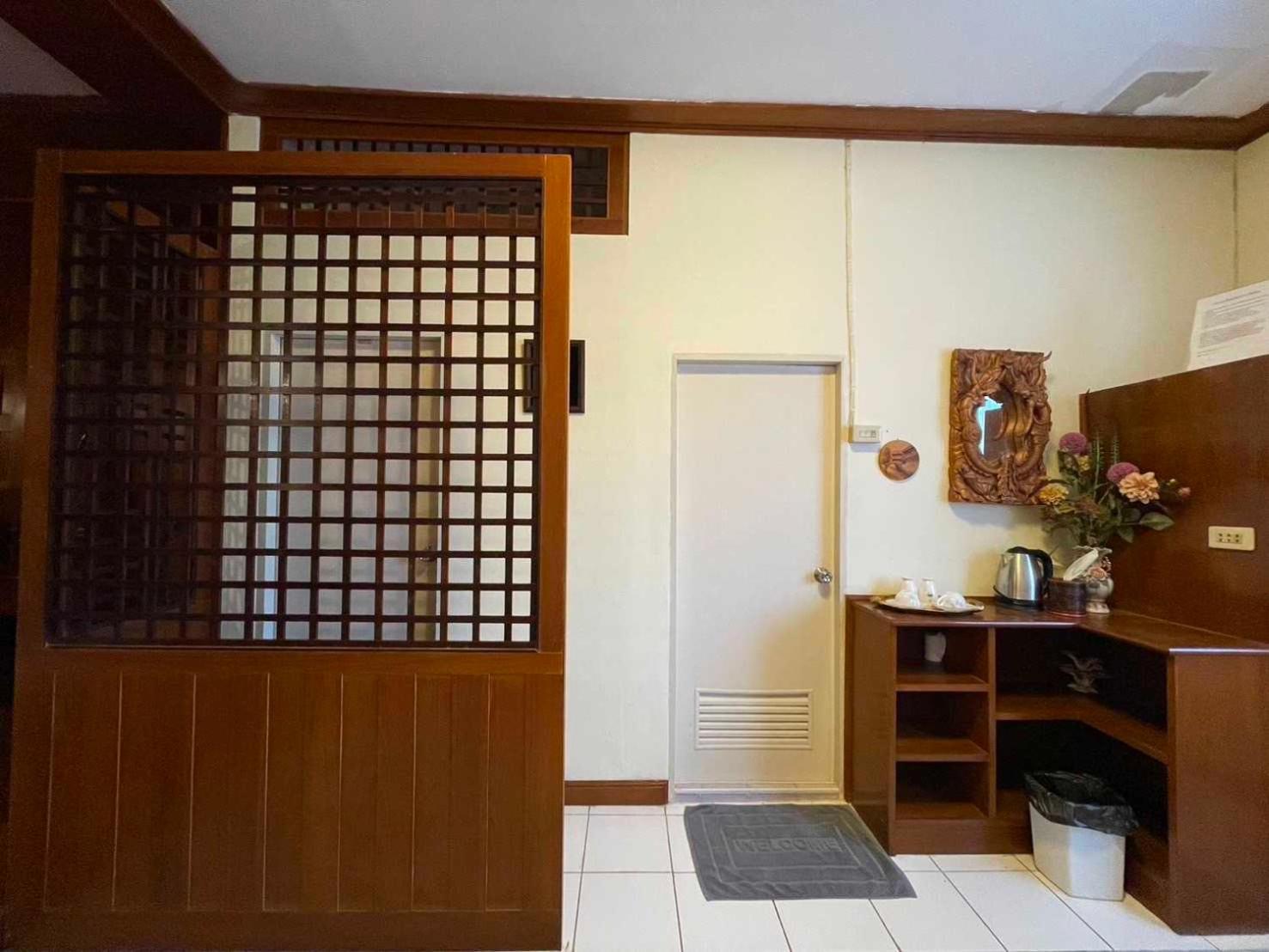 Oyo 75486 Anna Residence Jomtien Exterior photo